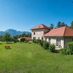  Bed & Breakfast 